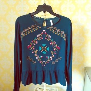 Xhilaration dark teal embroidered peplum top